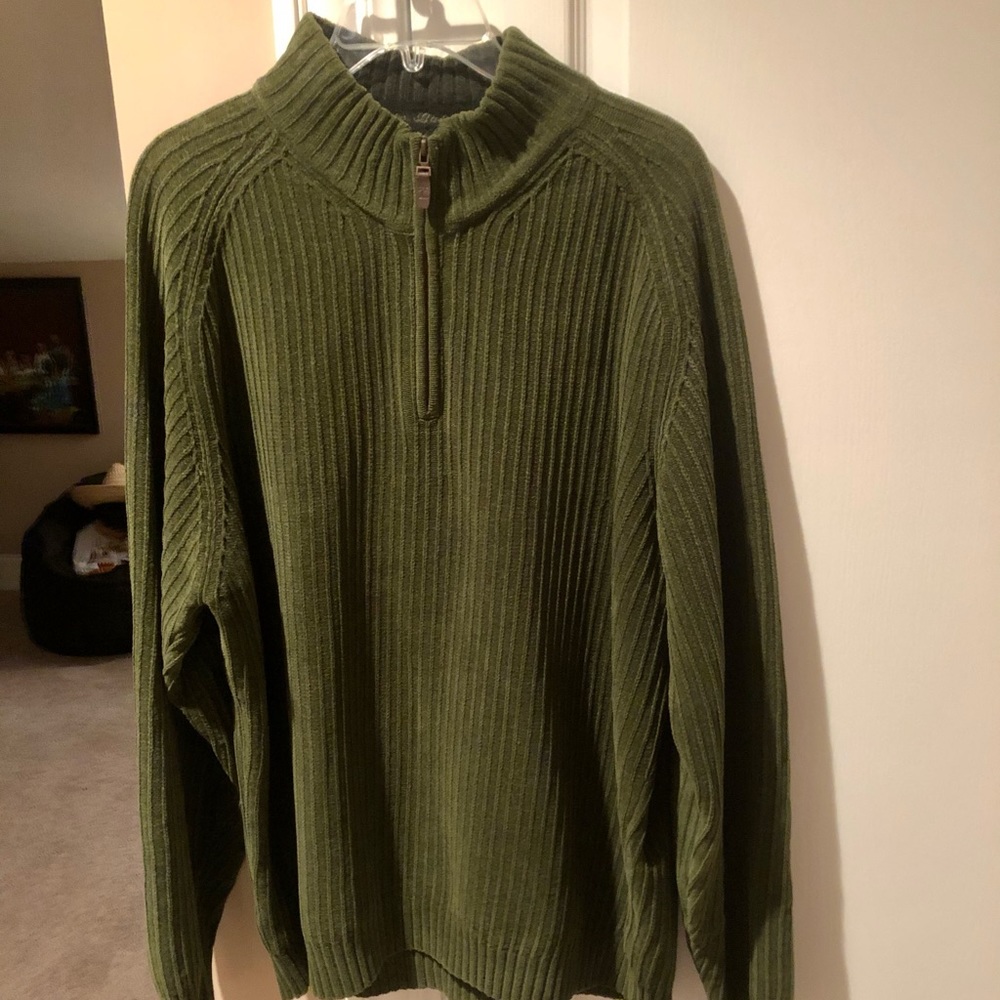 Men’s Sweater Designed by Tommy Bahama